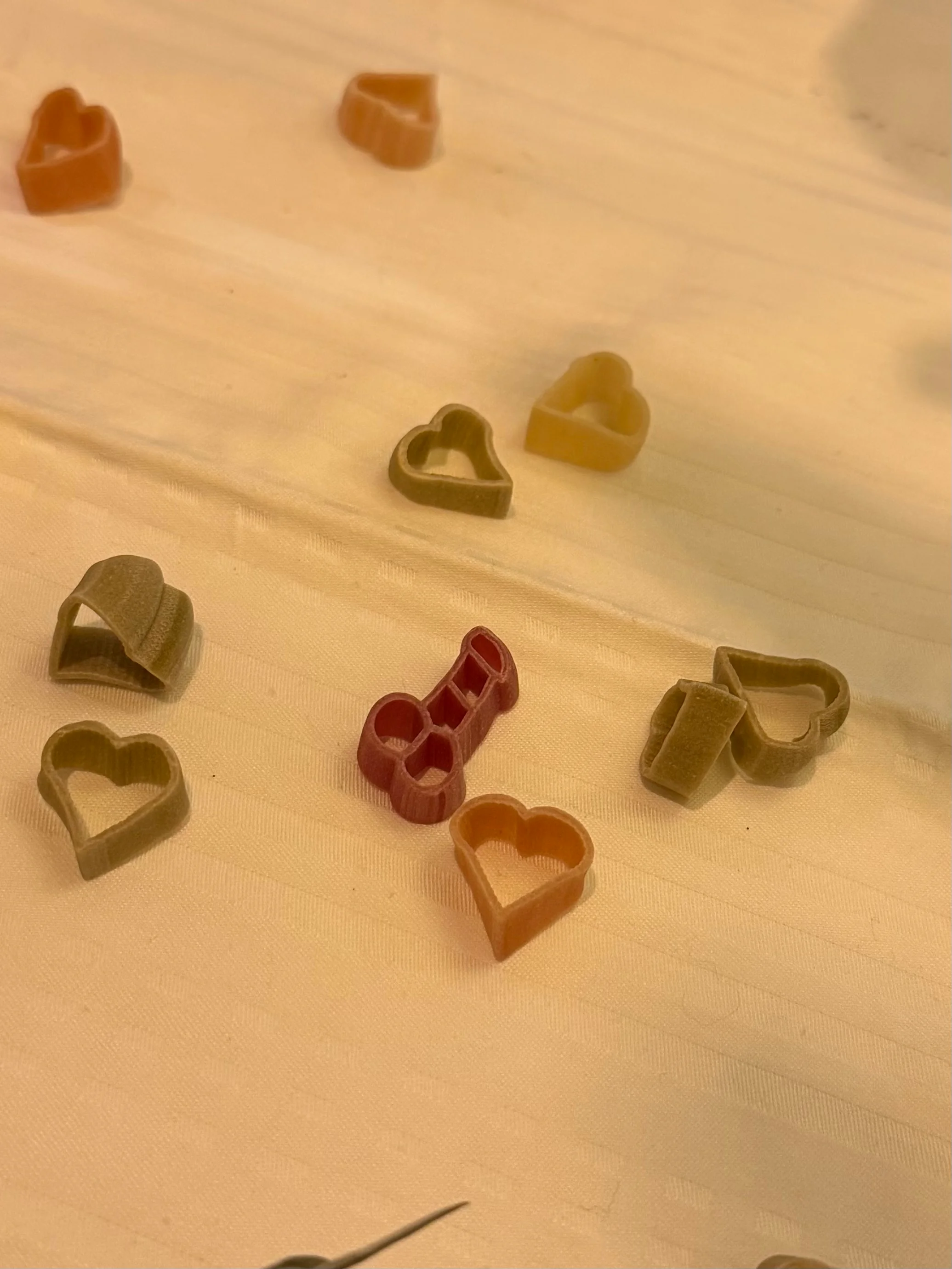 Hausgemachte herzförmige Pasta